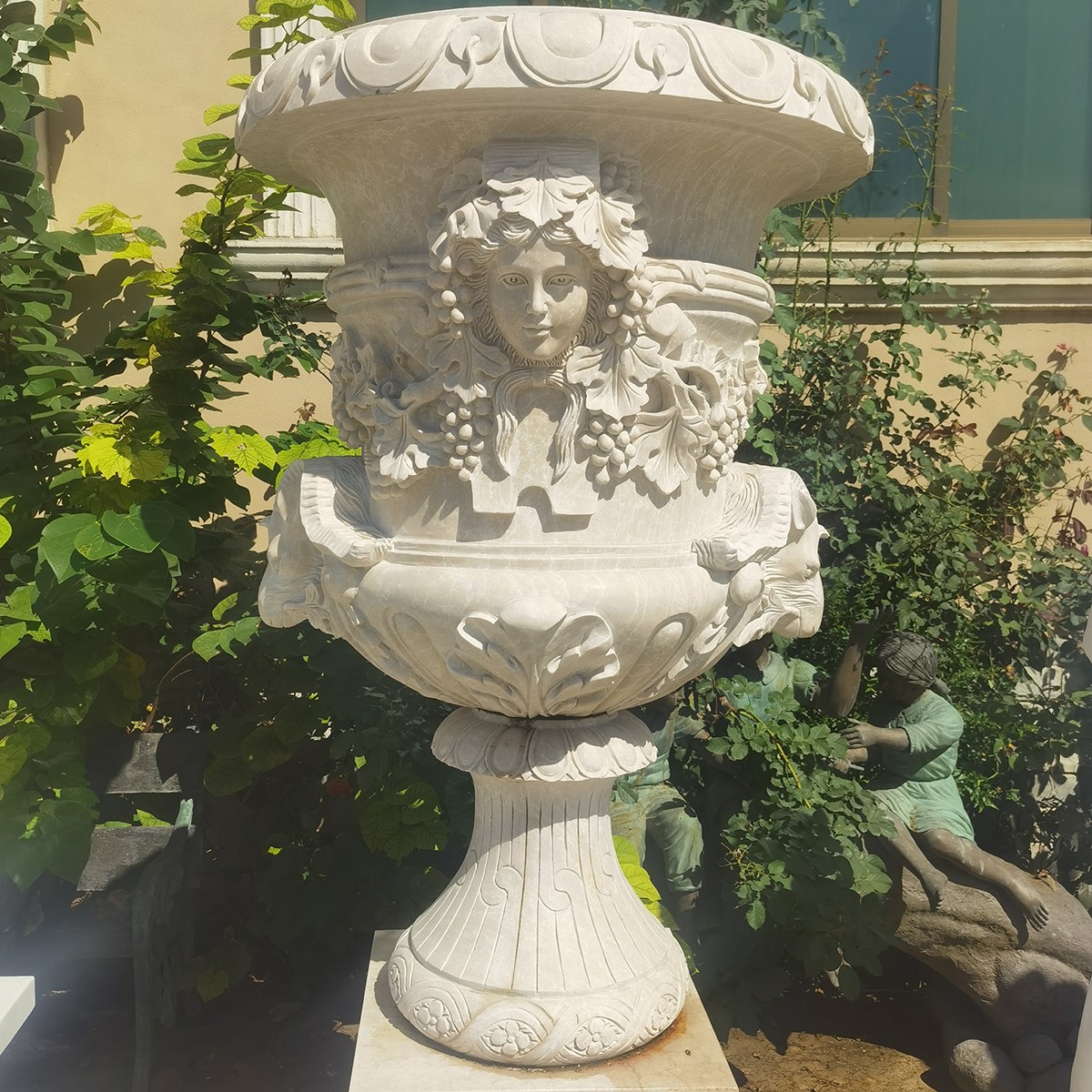 White Marble Flowerpot for Garden Decoration