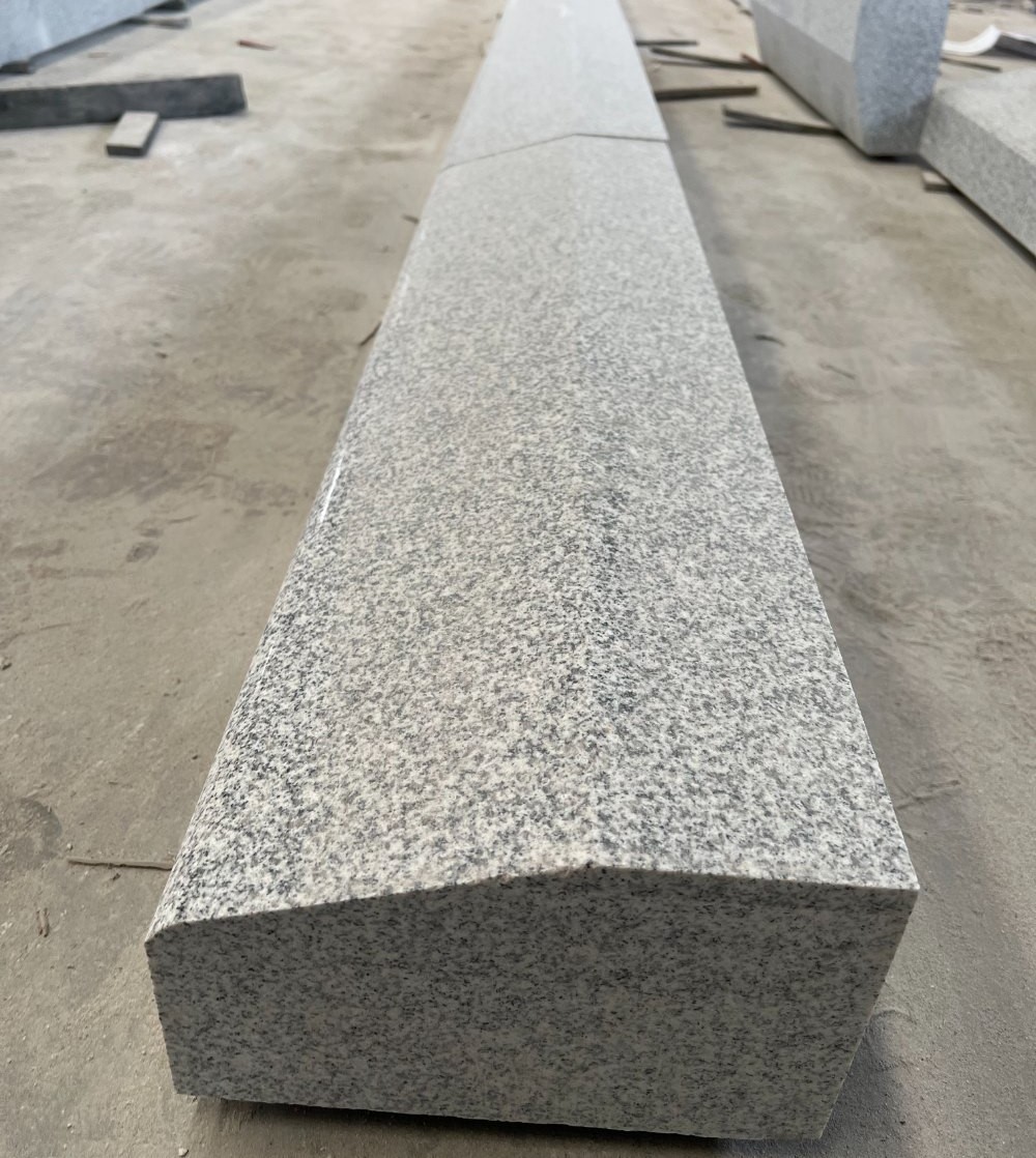 G603 lighrt grey granite kerbstone