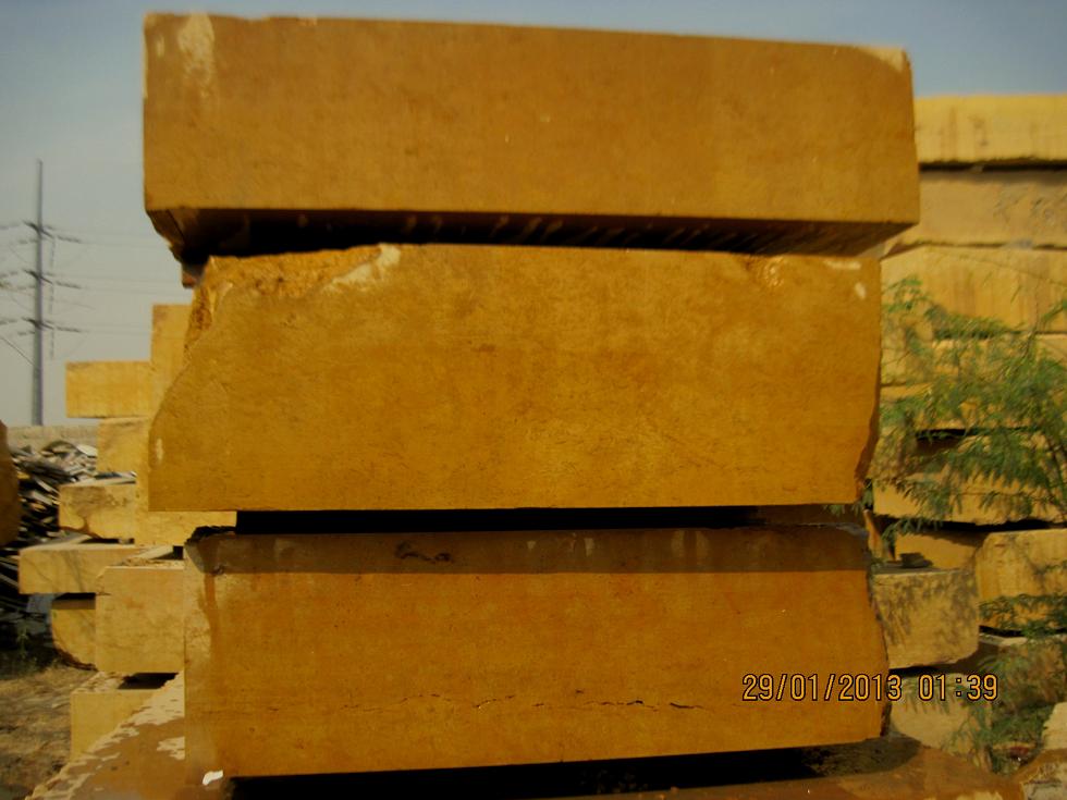 Indus Gold Marble Blocks