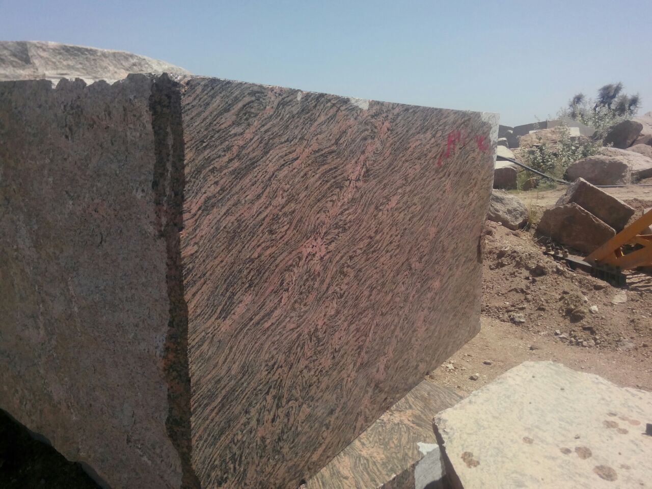 Muti Colour Granite Blocks