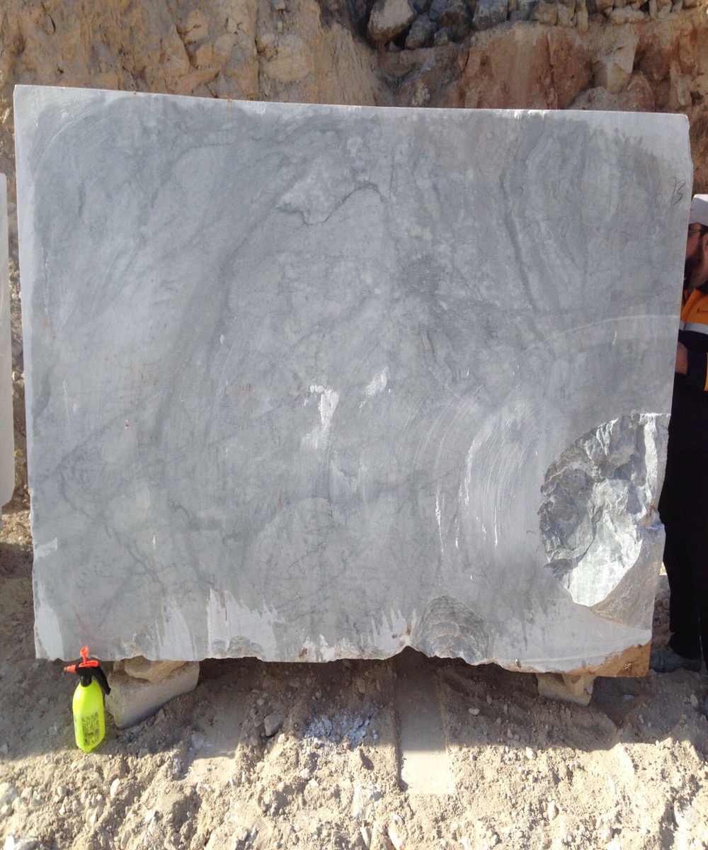 Aegen gray marble blocks