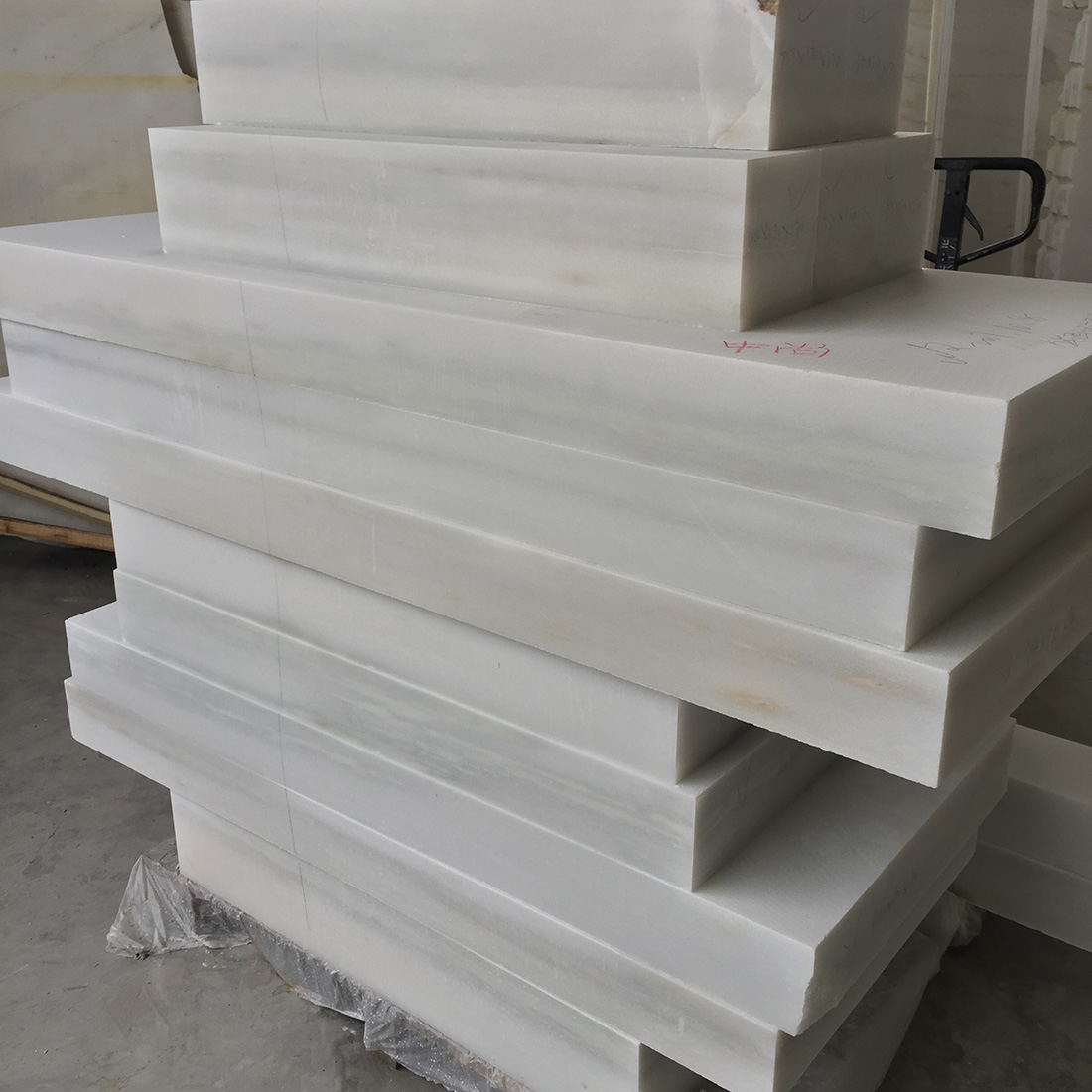 White Marble For Sculpture Material