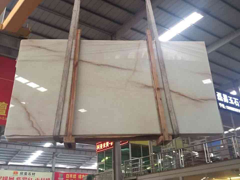 China polished white onyx slab
