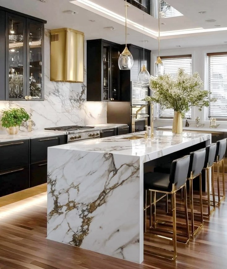 Luxury White Golden Marble Kitchen Worktop